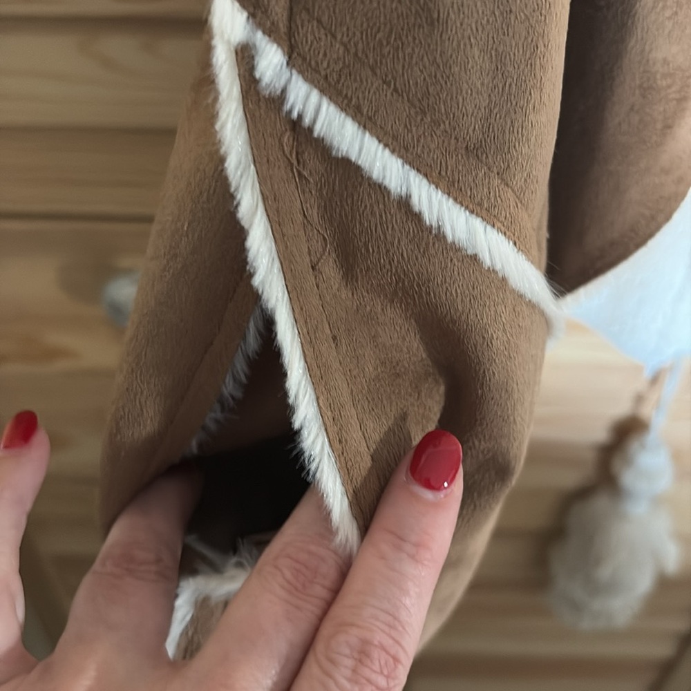 Hannah Tan/camel Soft Suede-like vest in size Small - Picture 2 of 5